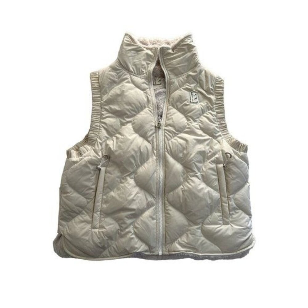 Magnlens Bradbury Reversible Vest in Cream